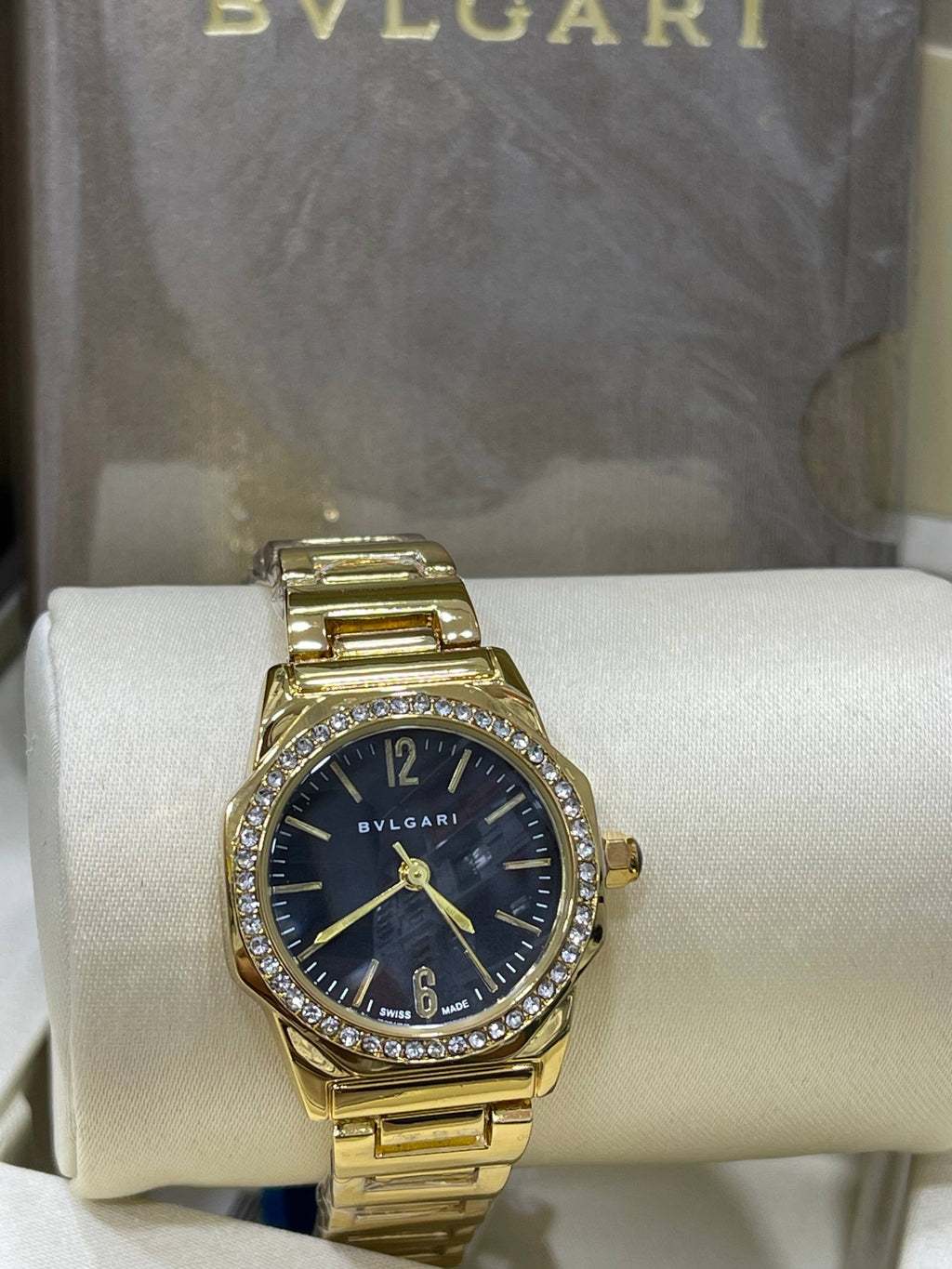 BVLGARI Gold – Diamond Bezel